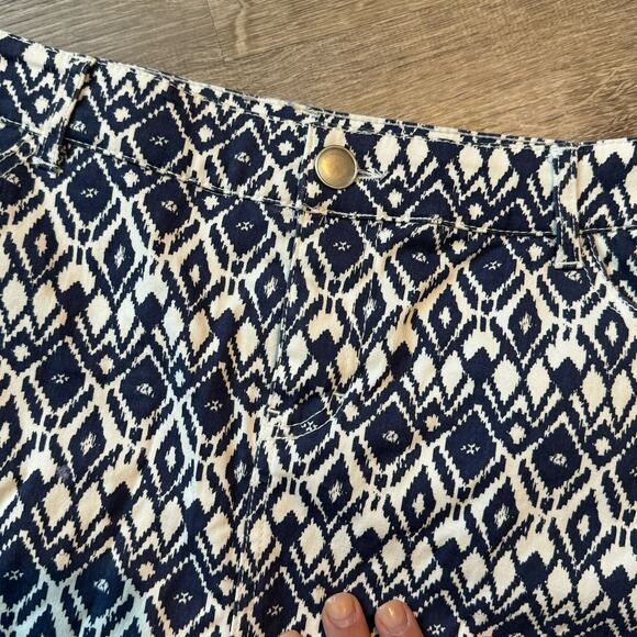 Westport Navy Blue and White Printed Skort Size 12 - Picture 3 of 7